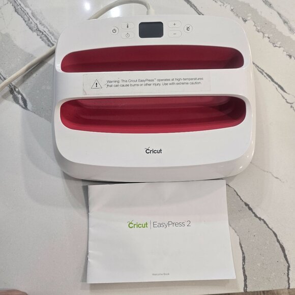 Cricut EasyPress 2 Heat Press Machine 12x10" heat press iron-on decal machine - Picture 1 of 5
